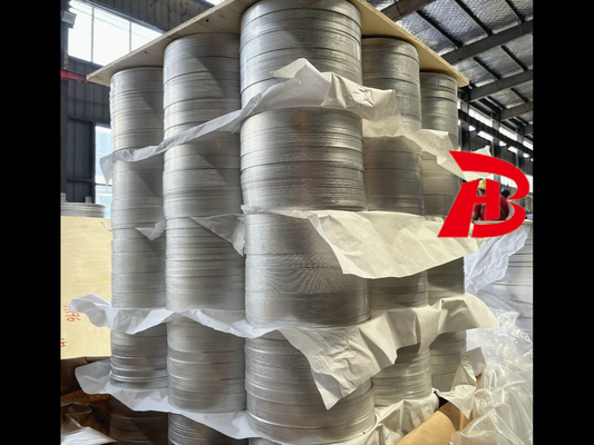 Production Process Fine Aluminum Circle Surface Smooth Mirror Tensile Performance Strong For Non Stick Cookware