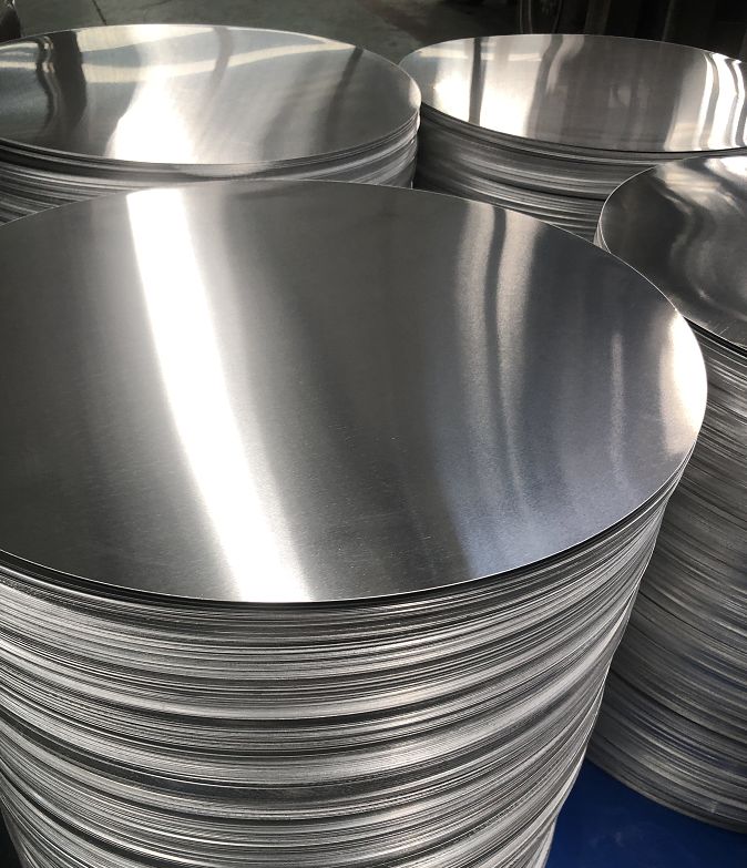 Lustrous 1060 Aluminum Circle Disc with 80-1600mm Diameter and 0.3-6.0mm Thickness for Deep Drawing Applications